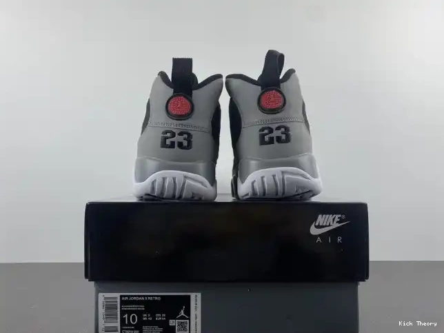 Kicktheory 9 Retro CT8019-060 Grey Jordan Particle 0505